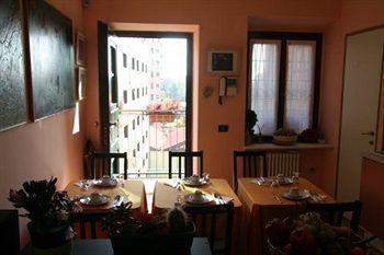 Ripa Del Naviglio B&B Milan Bagian luar foto